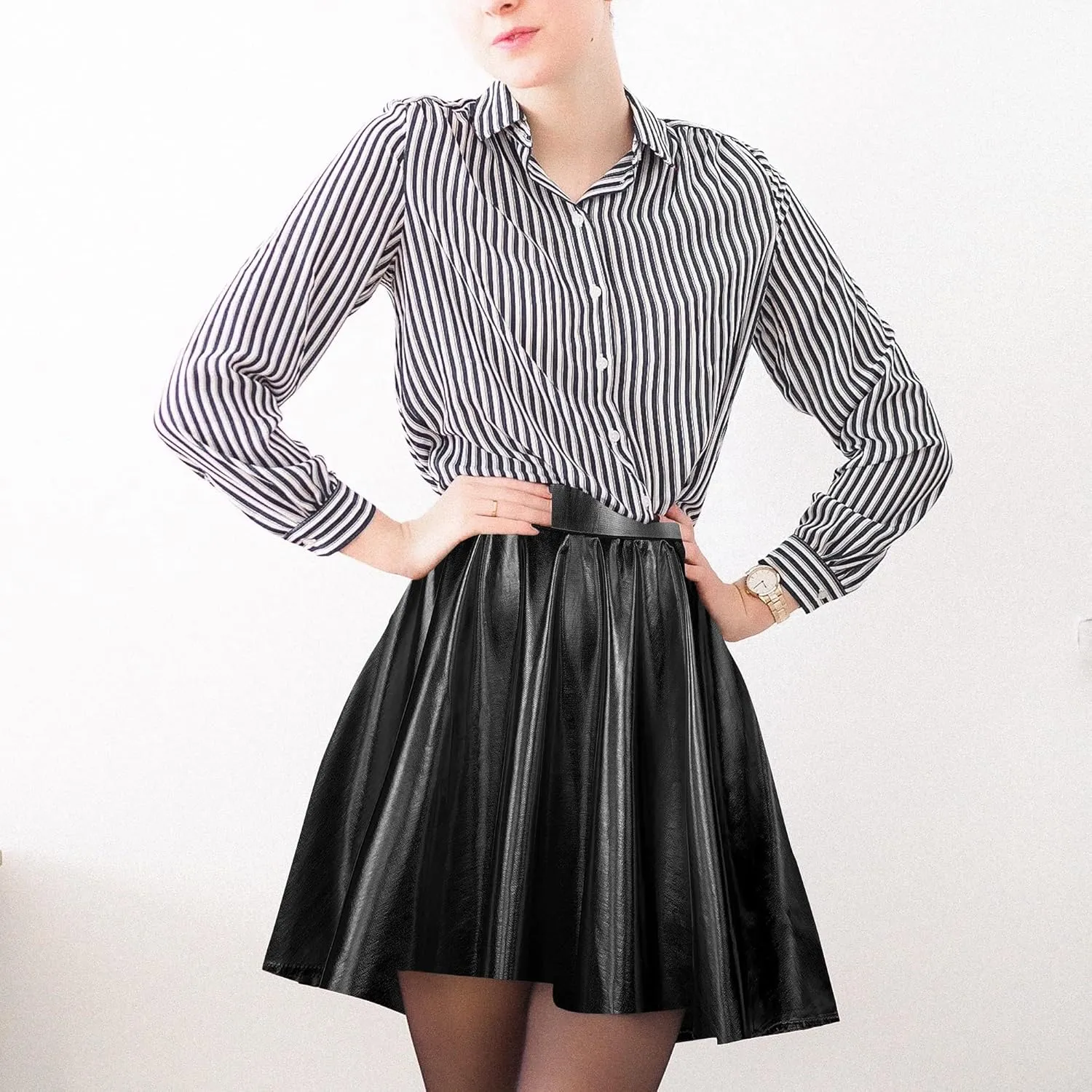 DOOVID Women's Shiny Metallic Skirt Flared Pleated Shiny Skirts Halloween Mini Skater Skirts